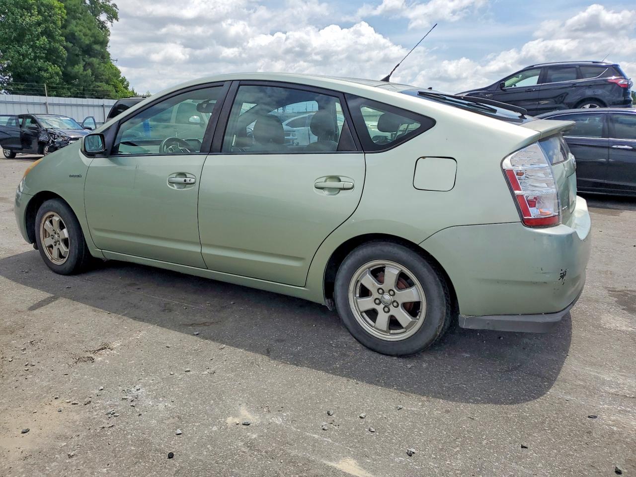 2007 Toyota Prius Base Green vin: JTDKB20U577622662