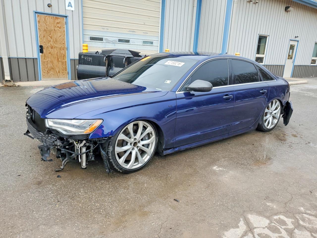 2013 Audi S6 Blue vin: WAUF2AFC4DN089105