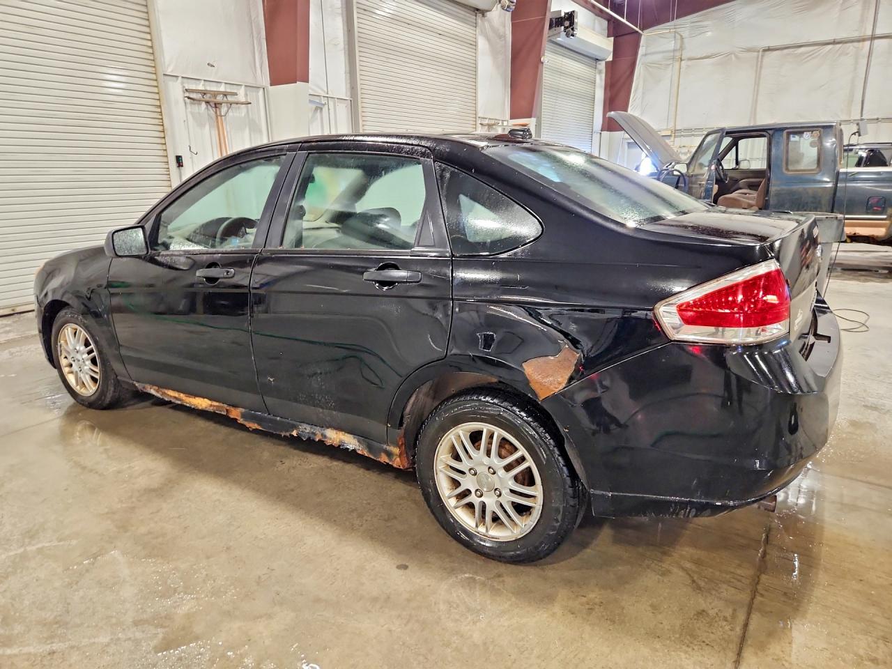 2009 Ford Focus Se Black vin: 1FAHP35N49W200562