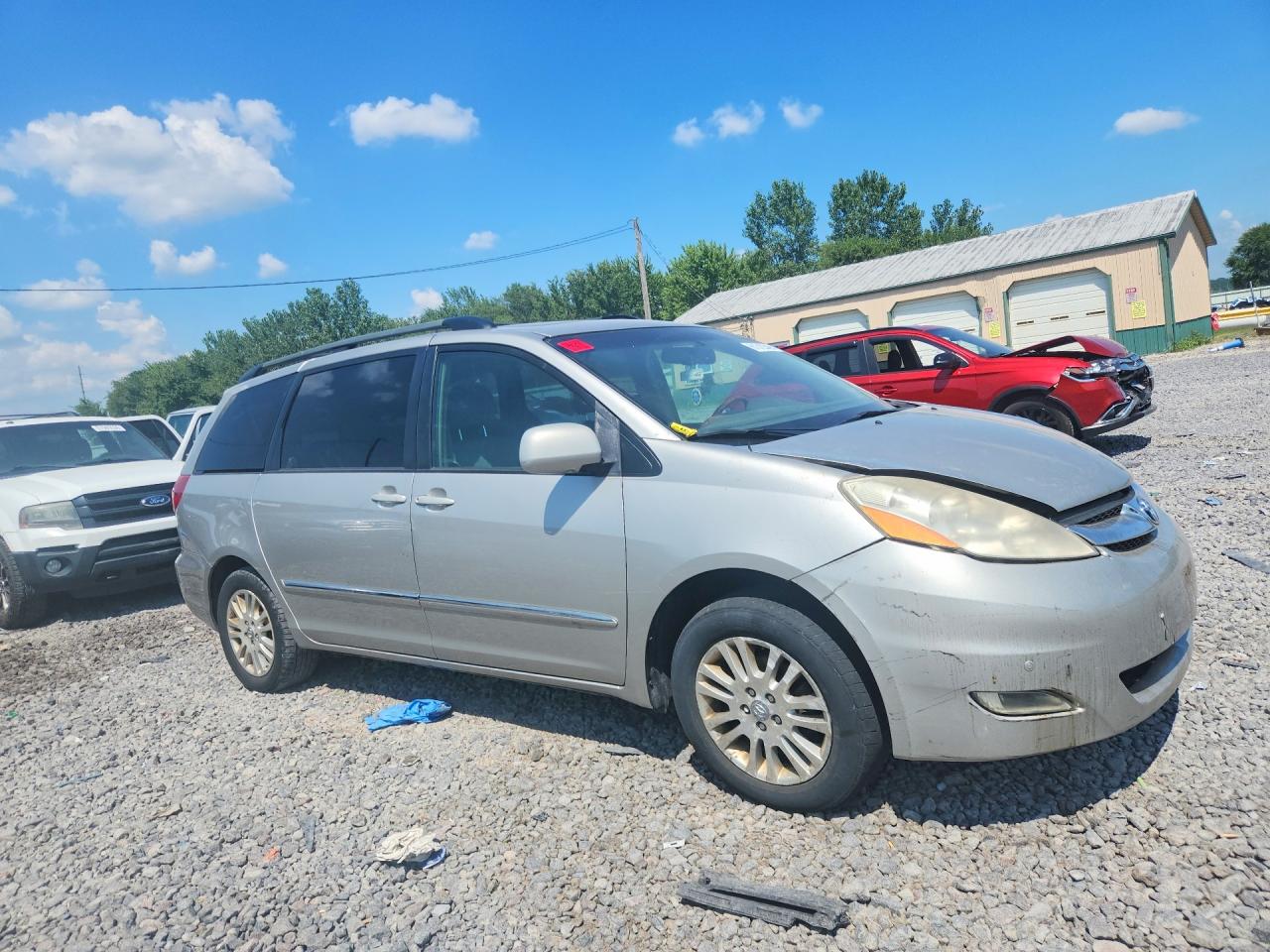 2007 Toyota Sienna Xle Limited 7-passenger Silver vin: 5TDZK22C17S091985