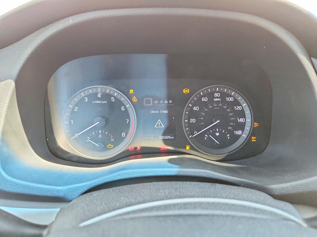 2018 Hyundai Tucson Sel Белый vin: KM8J3CA47JU677356