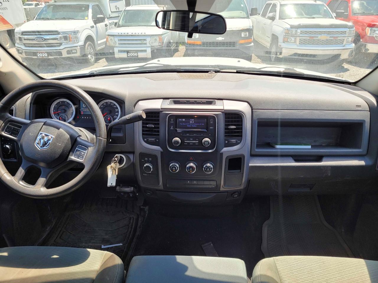 2014 Ram 1500 St White vin: 1C6RR7FT4ES392362
