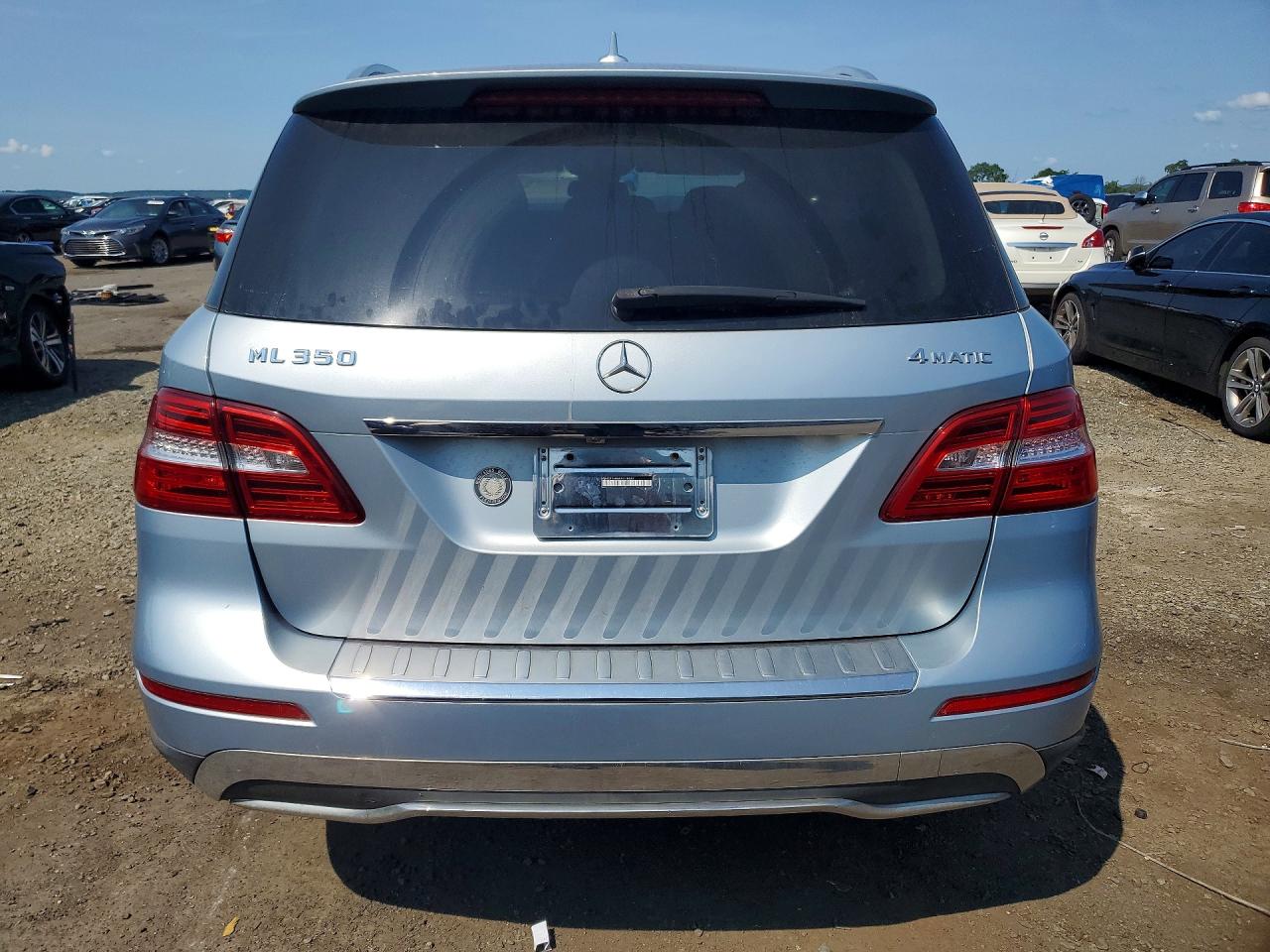 2014 Mercedes-benz Ml 350 4matic Серебряный vin: 4JGDA5HB8EA318687