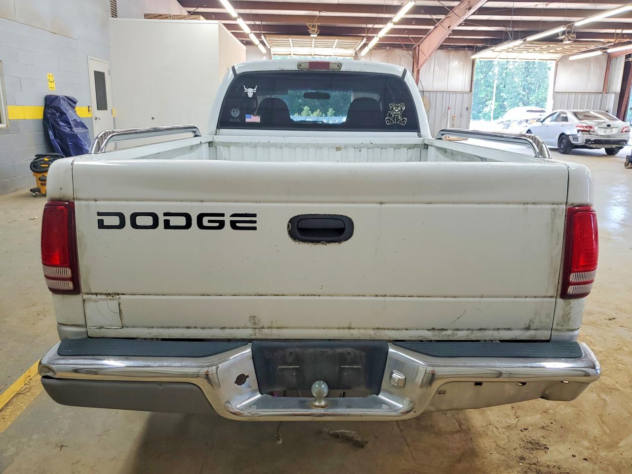2001 Dodge Dakota White vin: 1B7GL22X51S171487