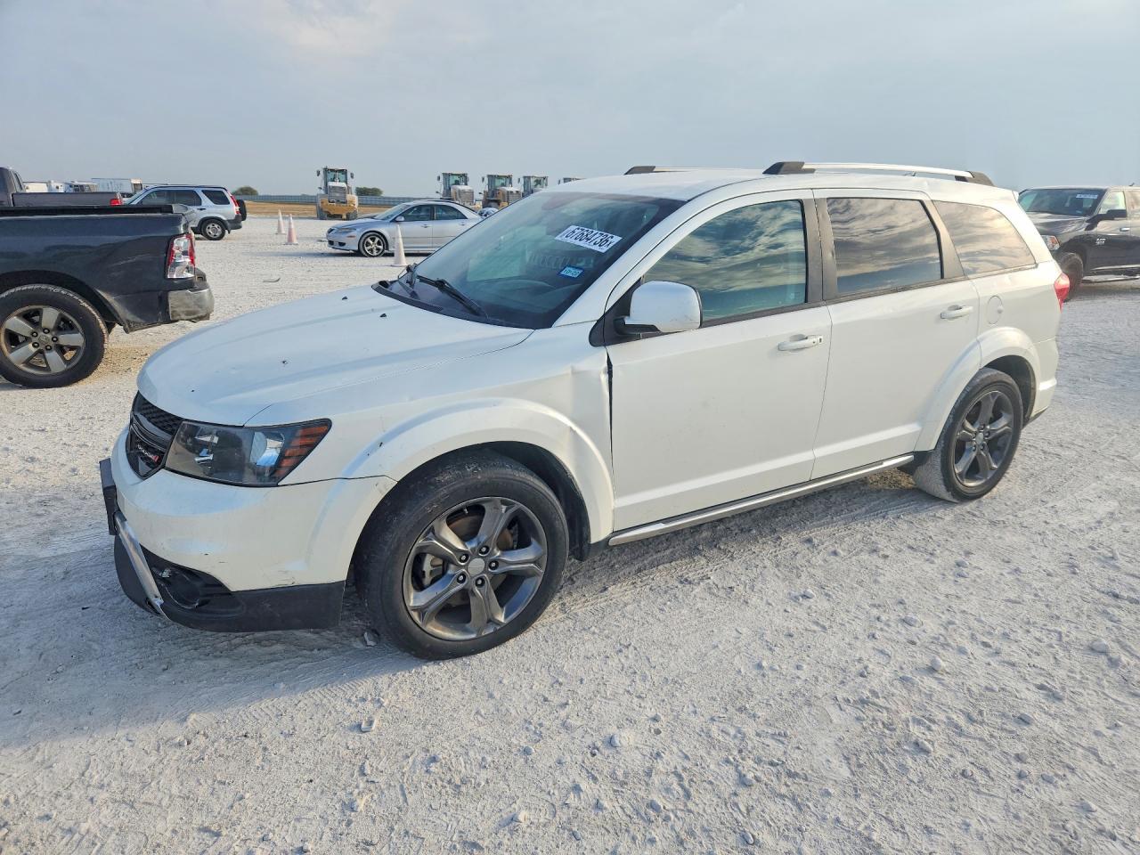 2015 Dodge Journey Crossroad Cream vin: 3C4PDCGG0FT606238