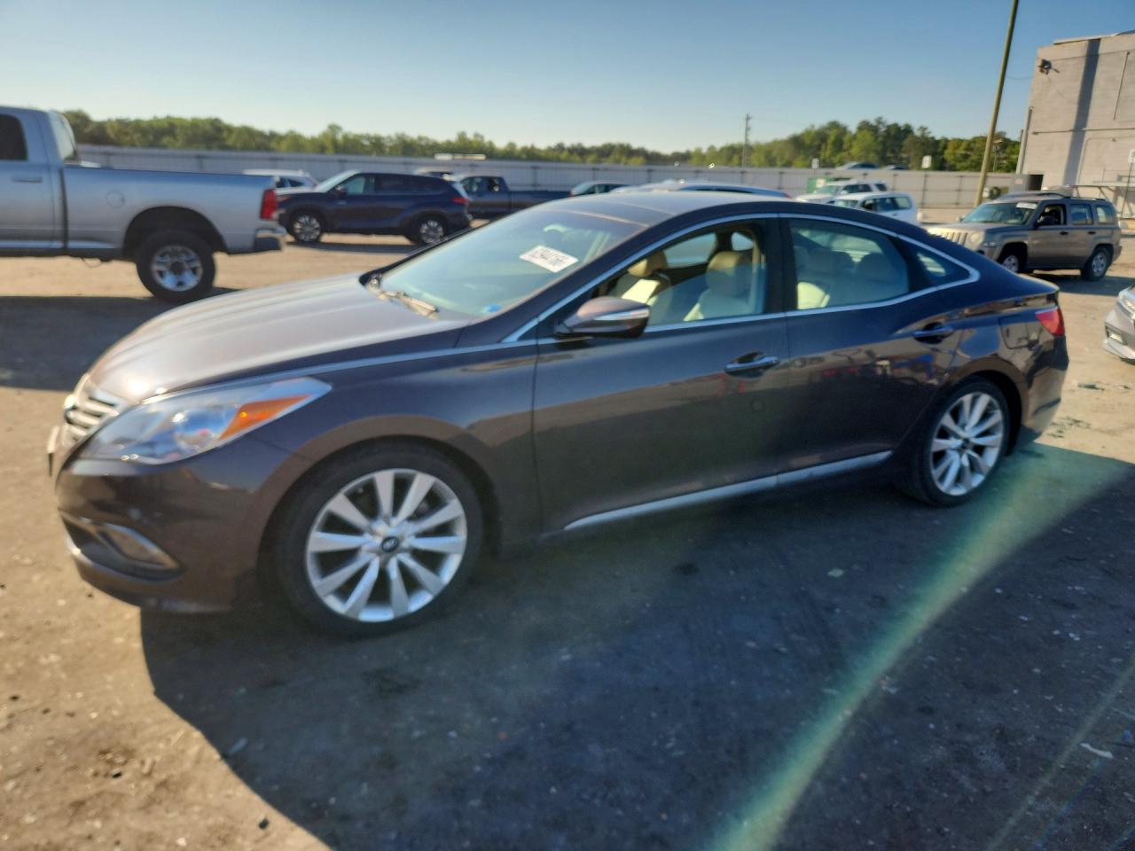 2015 Hyundai Azera Limited Brown vin: KMHFH4JGXFA474140