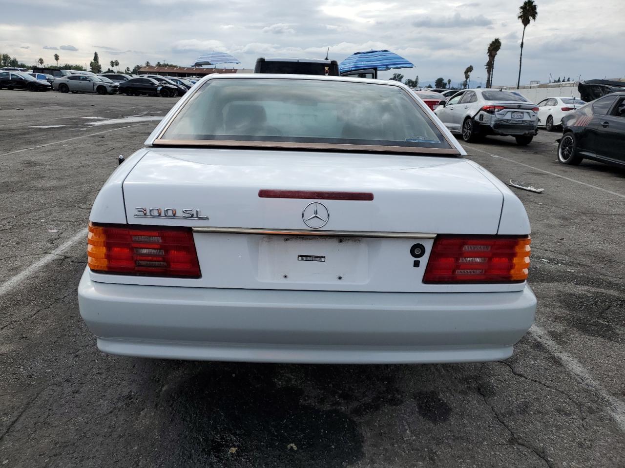 1991 Mercedes-benz 300 Sl White vin: WDBFA61EXMF025185