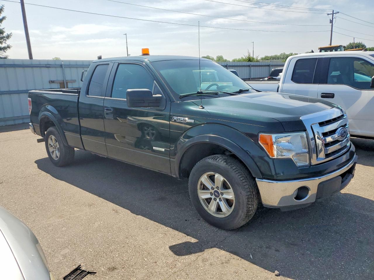 2012 Ford F150 Super Cab Green vin: 1FTFX1CT9CKE24481