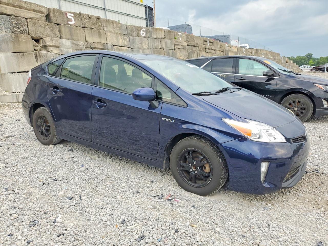 2015 Toyota Prius Three Blue vin: JTDKN3DU3F0442062