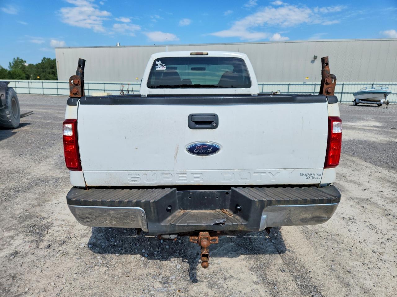 2009 Ford F250 Super Duty White vin: 1FTNF21569EA38438