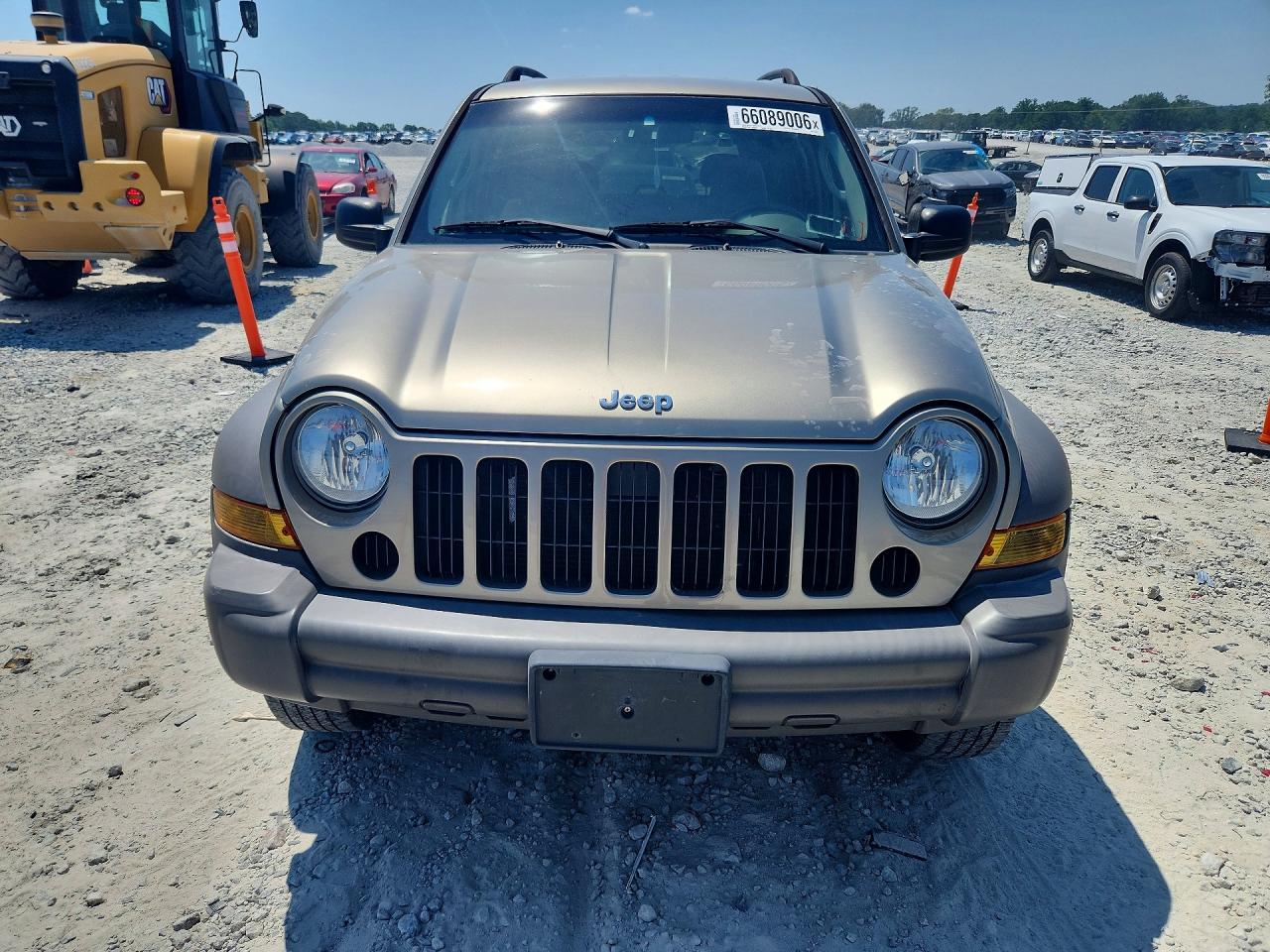 2006 Jeep Liberty Sport Золотой vin: 1J4GL48K76W241637