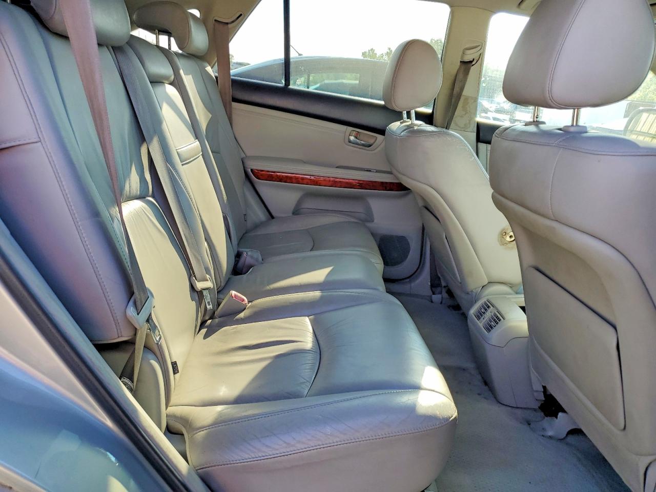 2004 Lexus Rx 330 Gold vin: 2T2GA31U14C012339