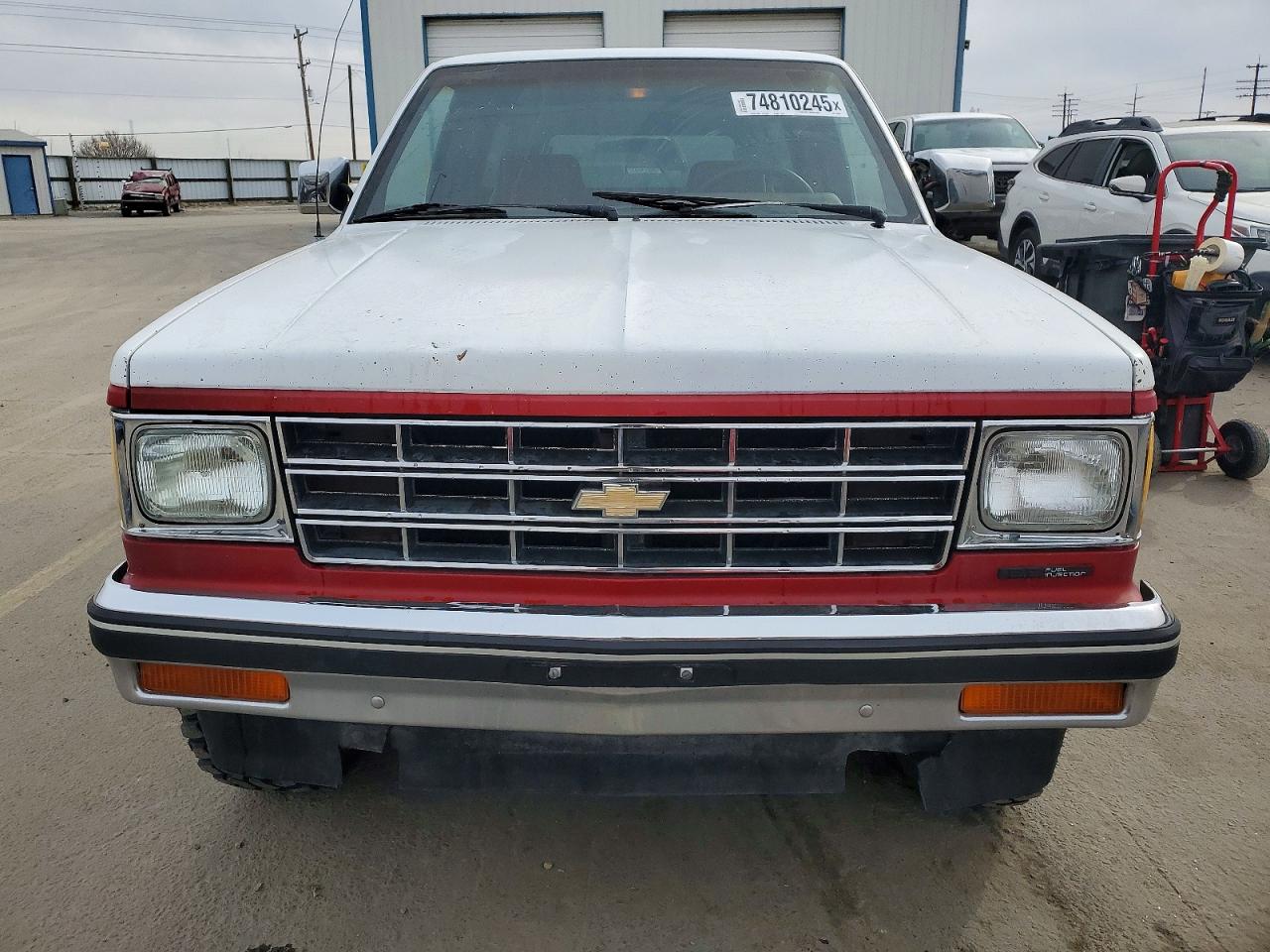 1987 Chevrolet S Truck S10 White vin: 1GCCT14R8H2150909