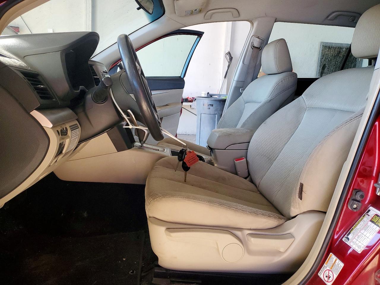2011 Subaru Outback 2.5i Red vin: 4S4BRBAC1B3352181