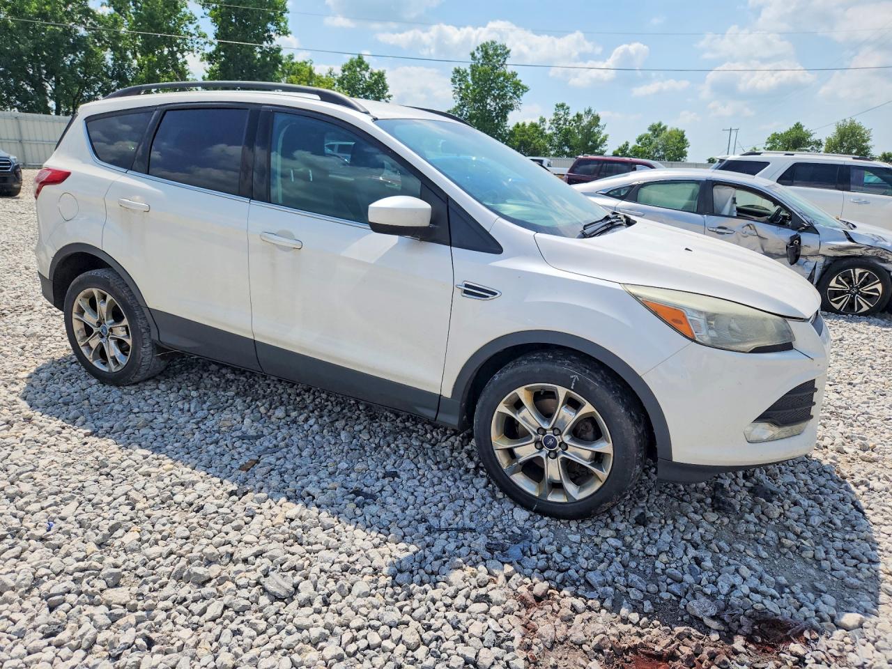 2014 Ford Escape Se White vin: 1FMCU9G95EUB82591