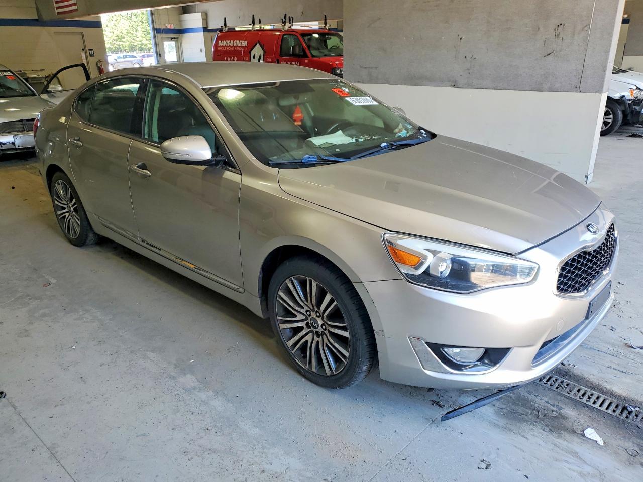 2014 Kia Cadenza Premium Silver vin: KNALN4D78E5128667