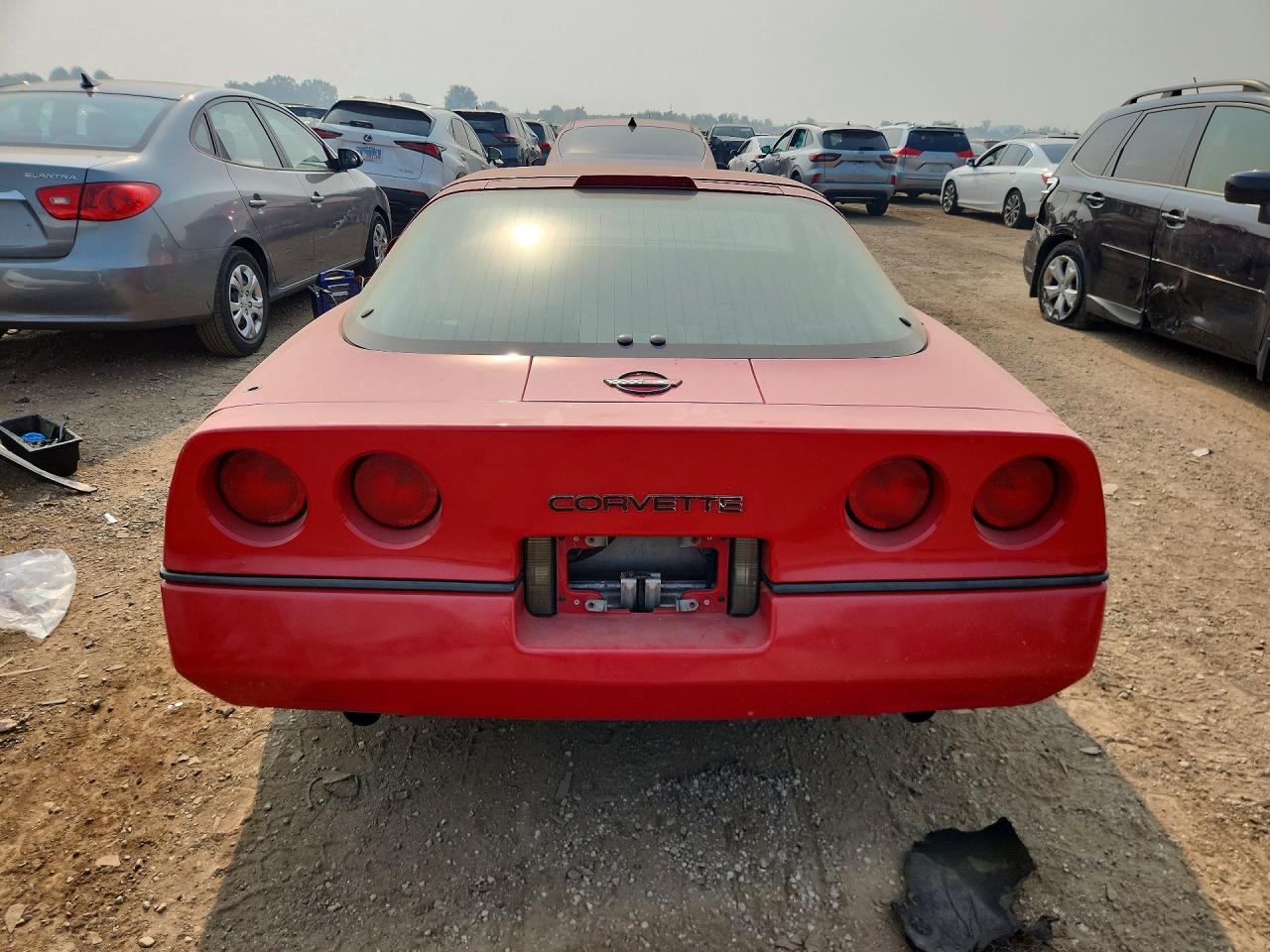 1988 Chevrolet Corvette Red vin: 1G1YY2183J5108055