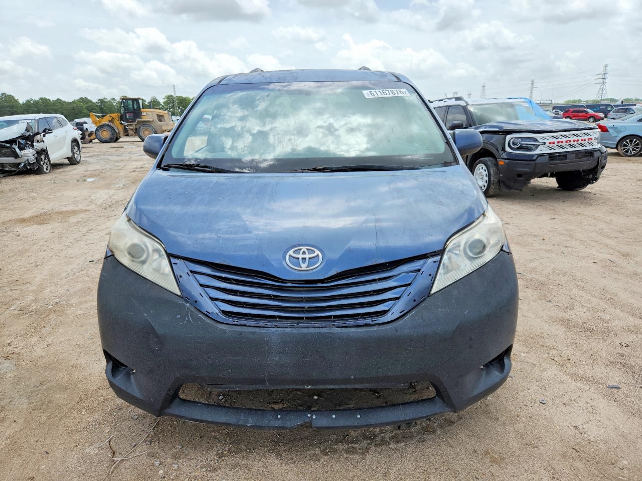 2015 Toyota Sienna Le Blue vin: 5TDKK3DC1FS604669