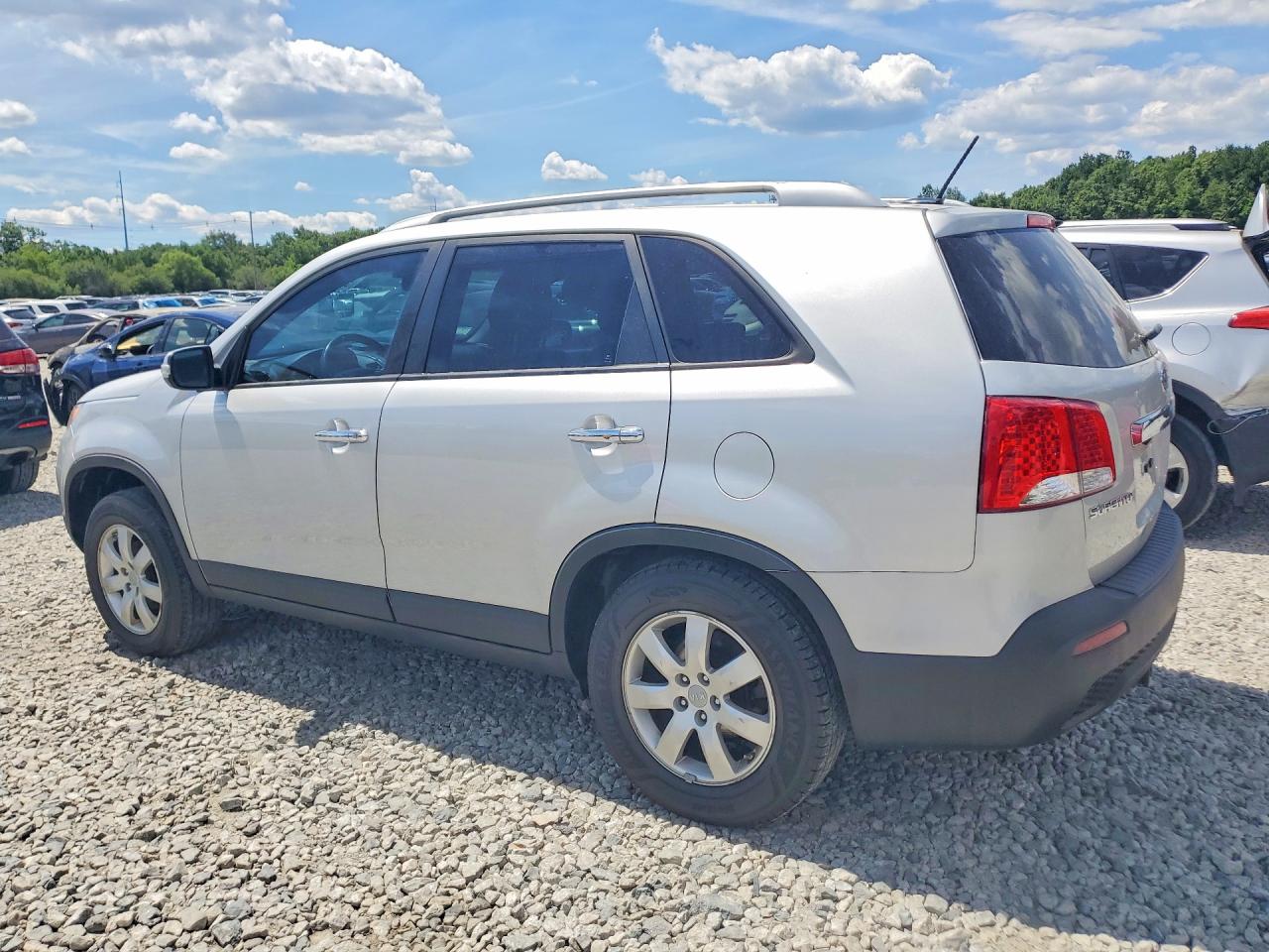 2013 Kia Sorento Lx Silver vin: 5XYKT4A6XDG322252