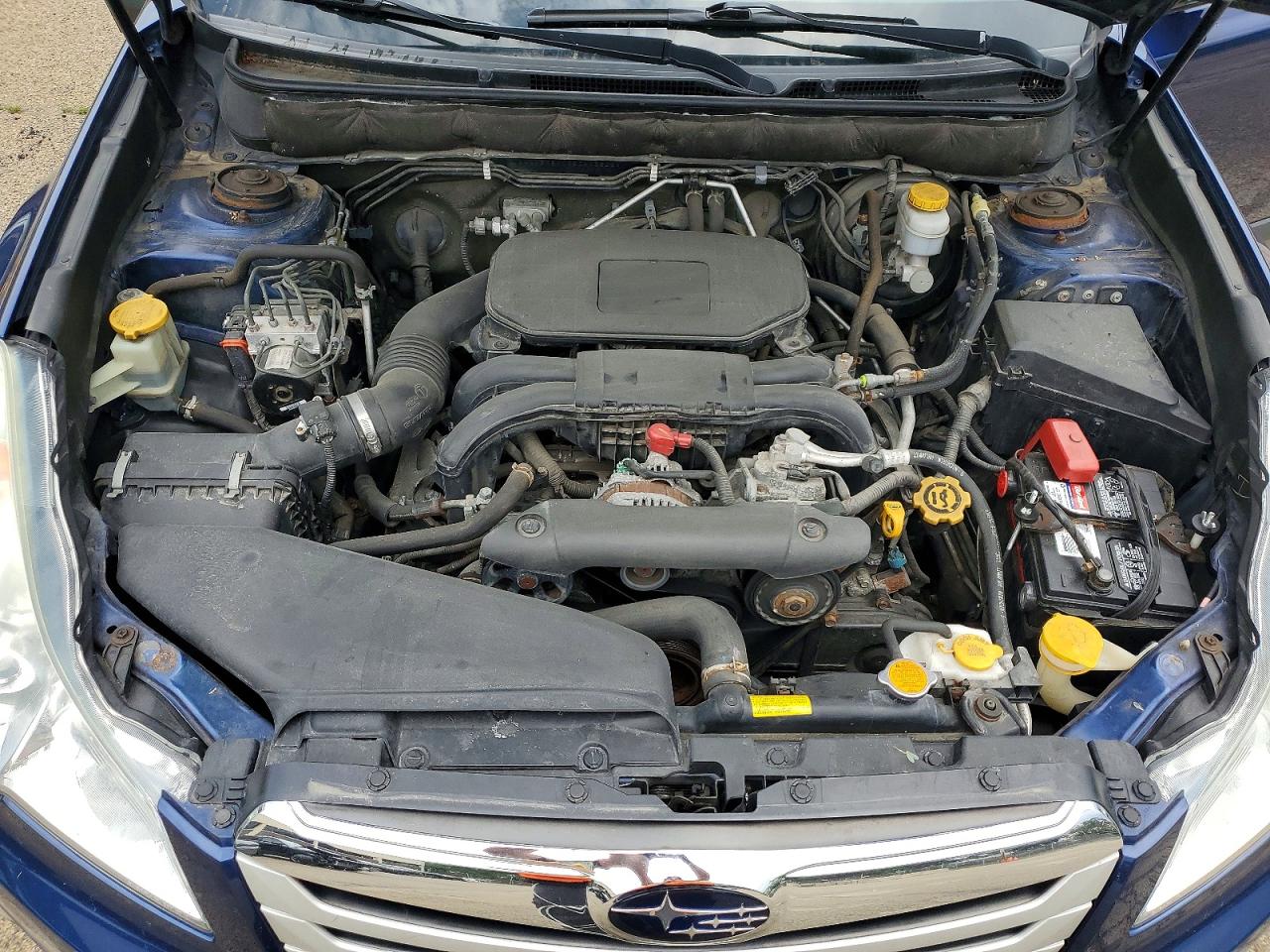 2011 Subaru Outback 2.5i Premium Blue vin: 4S4BRBCC3B3442820