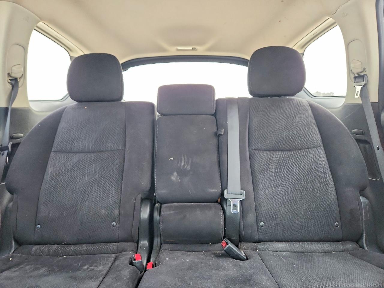 2013 Nissan Pathfinder S White vin: 5N1AR2MM8DC688865