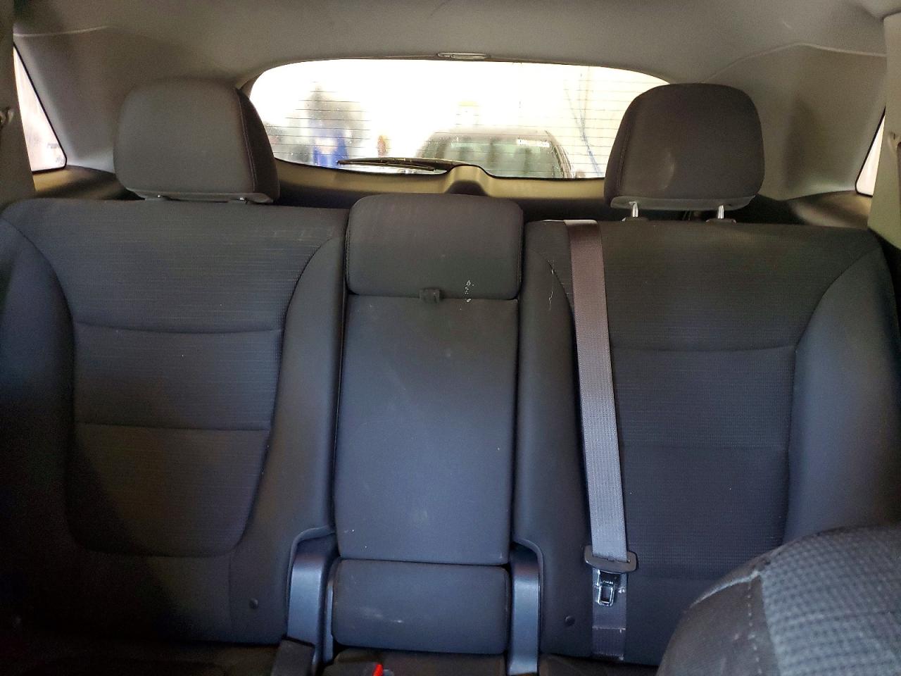 2015 Kia Sorento Lx White vin: 5XYKTCA69FG639971