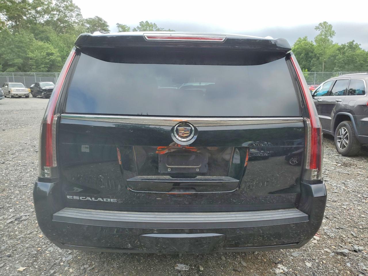 2015 Cadillac Escalade Luxury Black vin: 1GYS4BKJ4FR161206