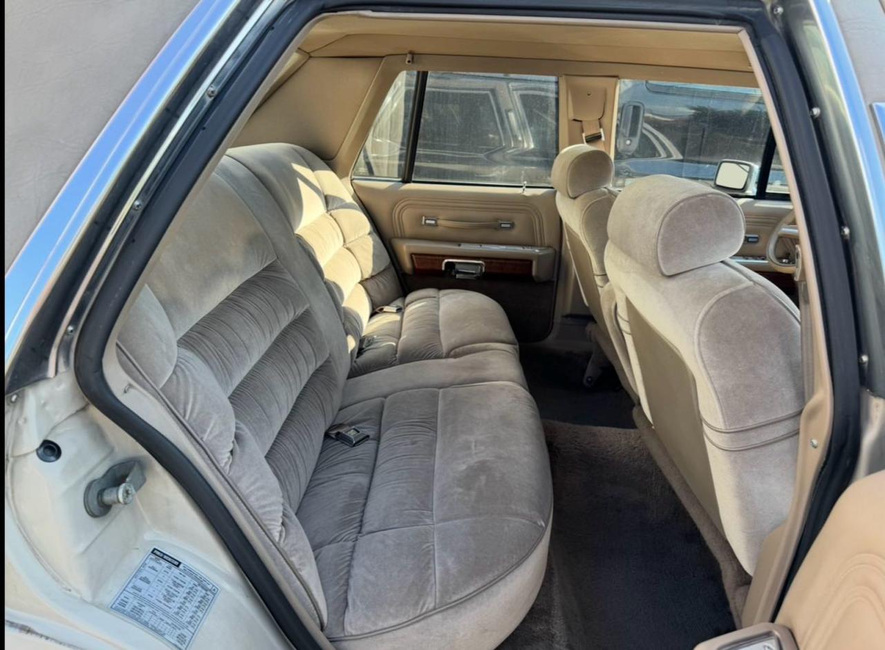 1988 Mercury Grand Marquis Gs Желто-коричневый vin: 2MEBM74F0JX644796