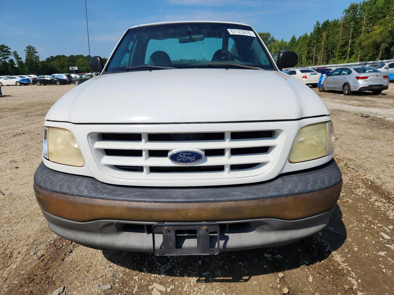 2003 Ford F150 White vin: 1FTRF17233NB08266