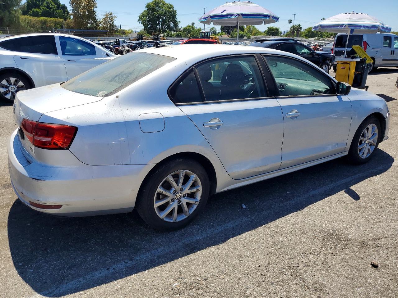 2015 Volkswagen Jetta Se Silver vin: 3VWD17AJ4FM335070
