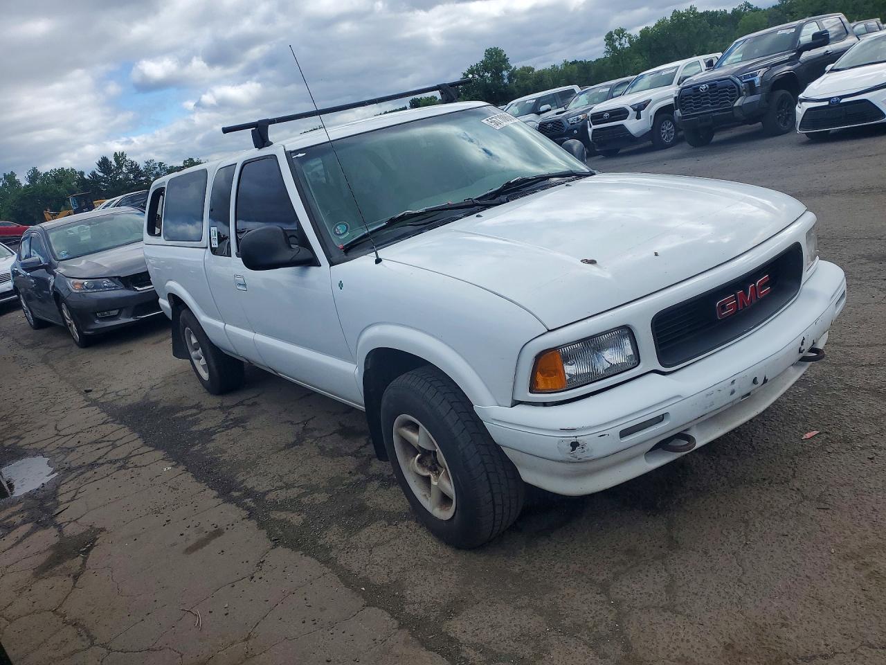 1997 Gmc Sonoma White vin: 1GTDT19W1V8525969