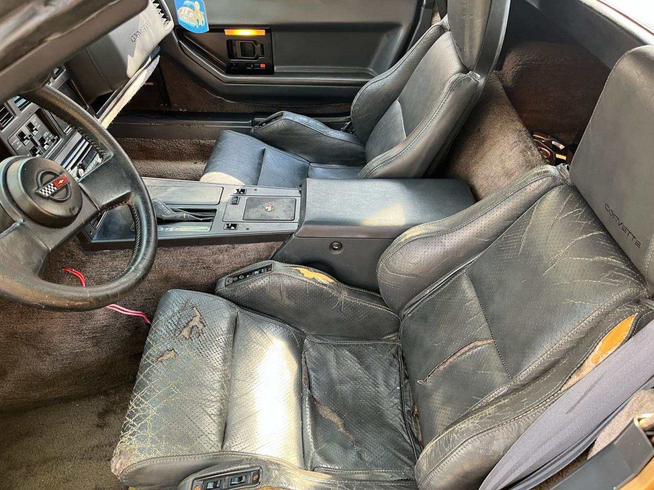 1986 Chevrolet Corvette Gold vin: 1G1YY6789G5902436