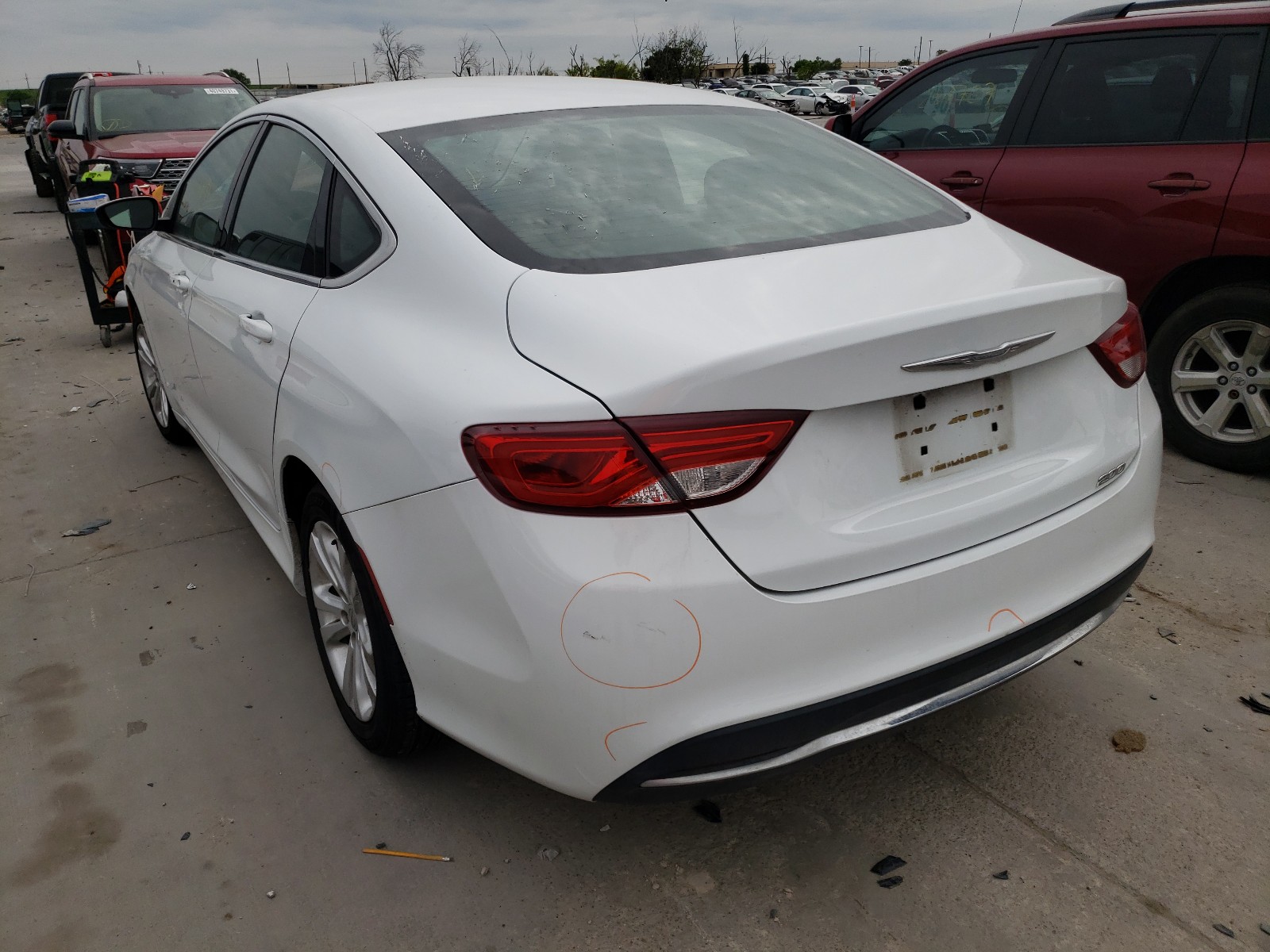 2015 Chrysler 200 Limited White vin: 1C3CCCAB8FN592124
