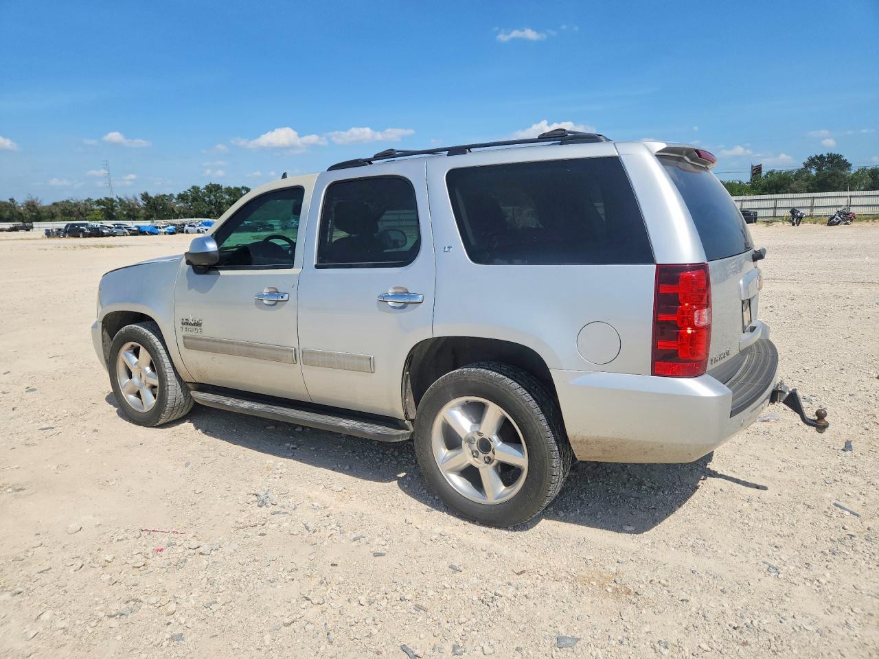 2014 Chevrolet Tahoe C1500 Lt Silver vin: 1GNSCBE02ER140873