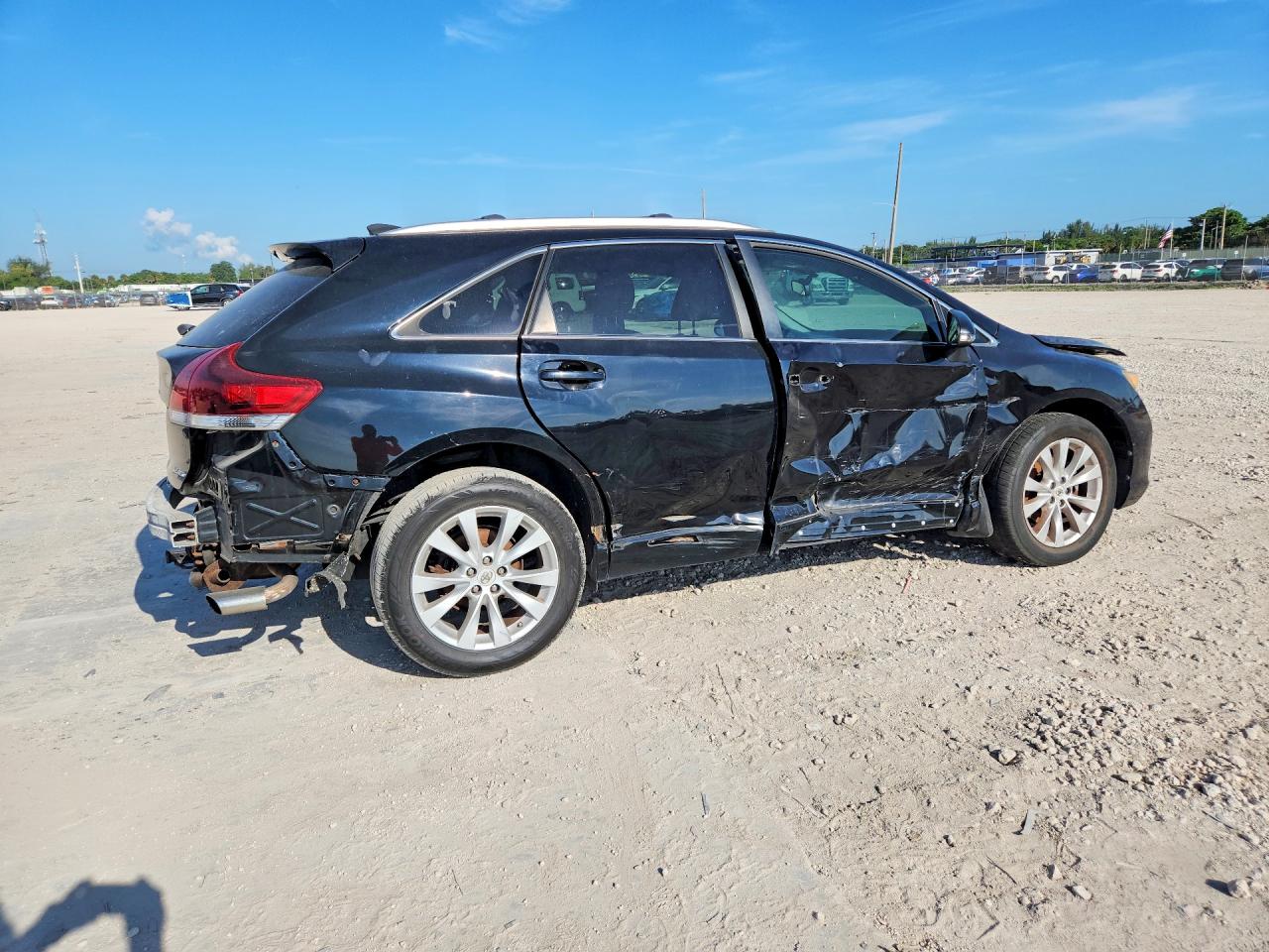 2013 Toyota Venza Le Black vin: 4T3BA3BB7DU035433