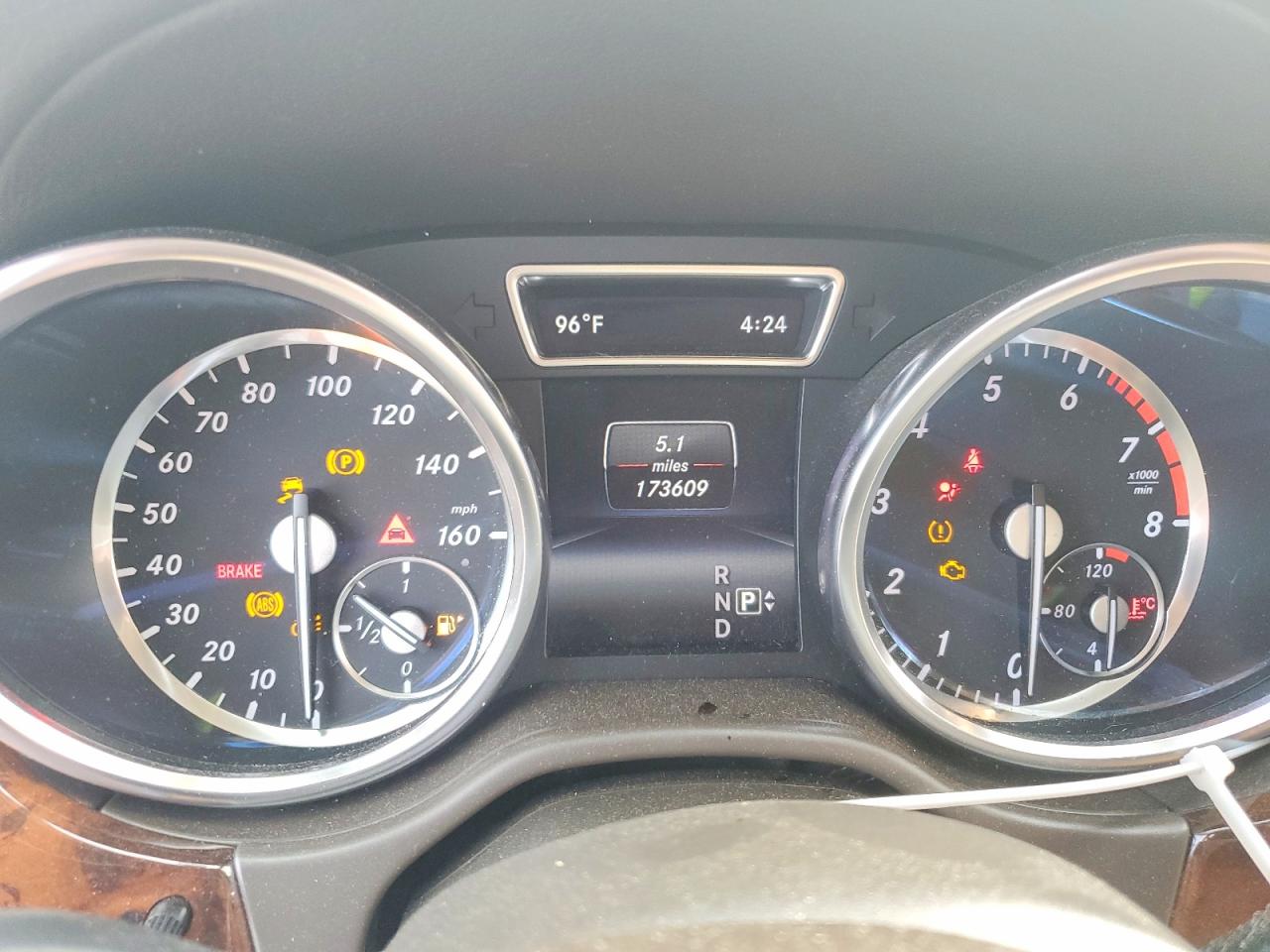 2015 Mercedes-benz Ml 400 4matic Silver vin: 4JGDA5GB8FA513630