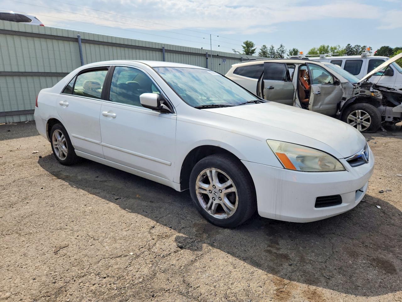 2007 Honda Accord Se White vin: 1HGCM56387A137189