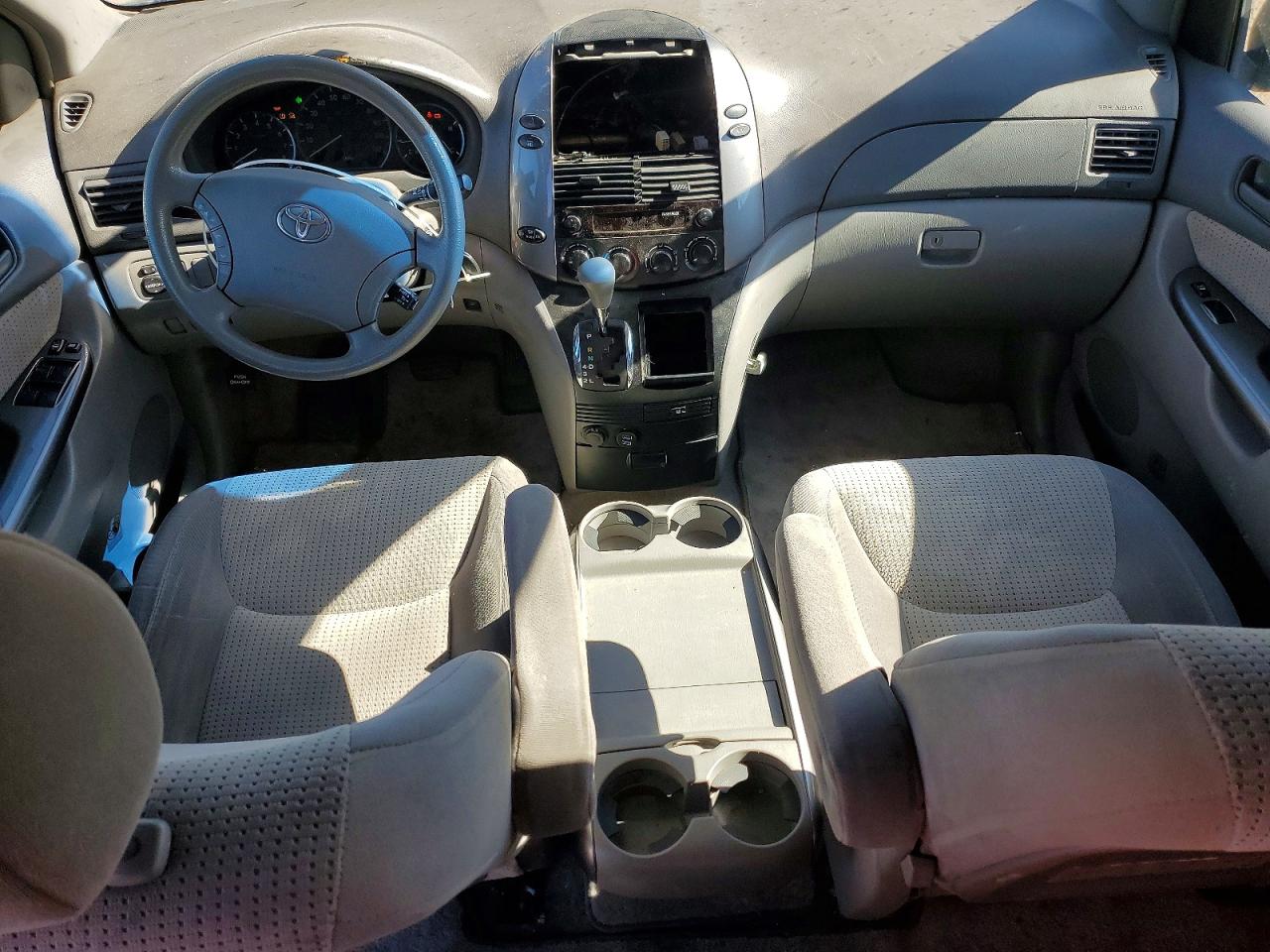 2008 Toyota Sienna Le 8-passenger Charcoal vin: 5TDZK23C18S194775