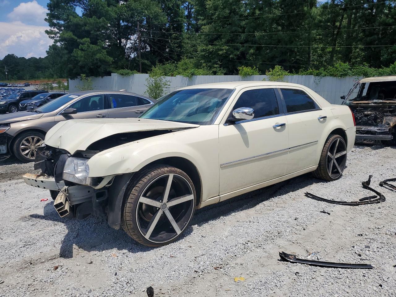 2010 Chrysler 300 Touring White vin: 2C3CA5CV9AH265970