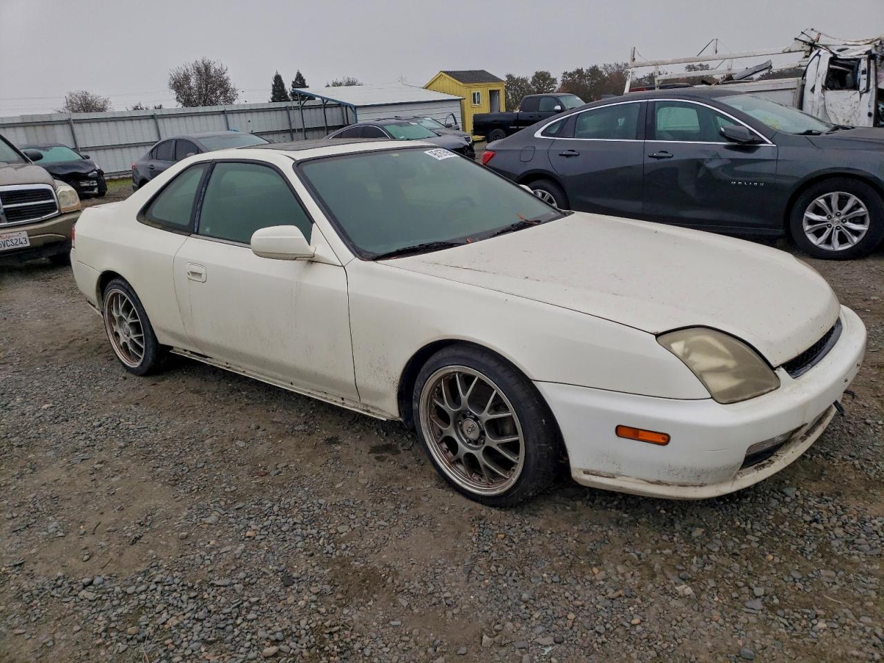 2001 Honda Prelude White vin: JHMBB61431C006557