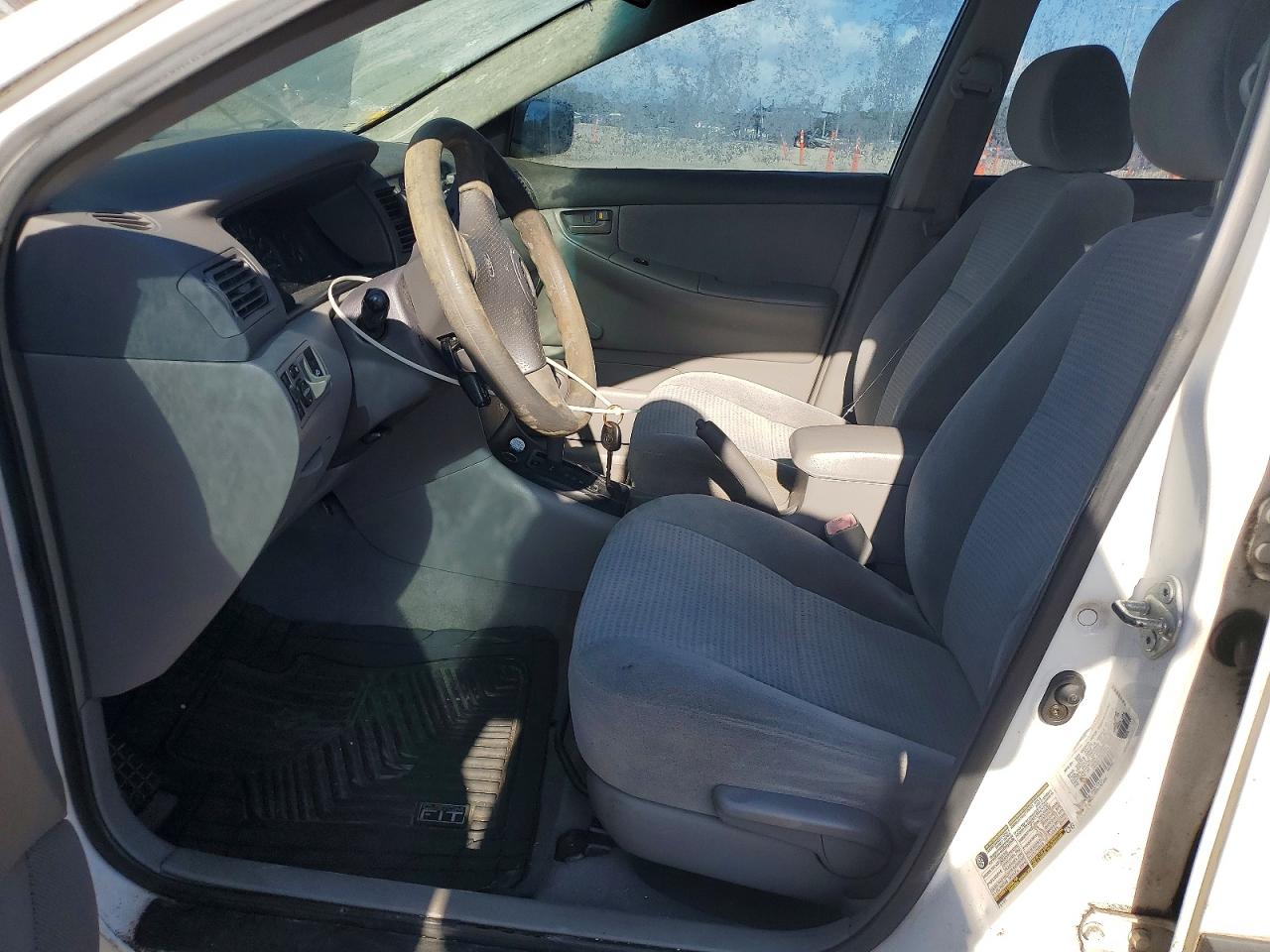 2005 Toyota Corolla Ce White vin: 1NXBR32E55Z476913
