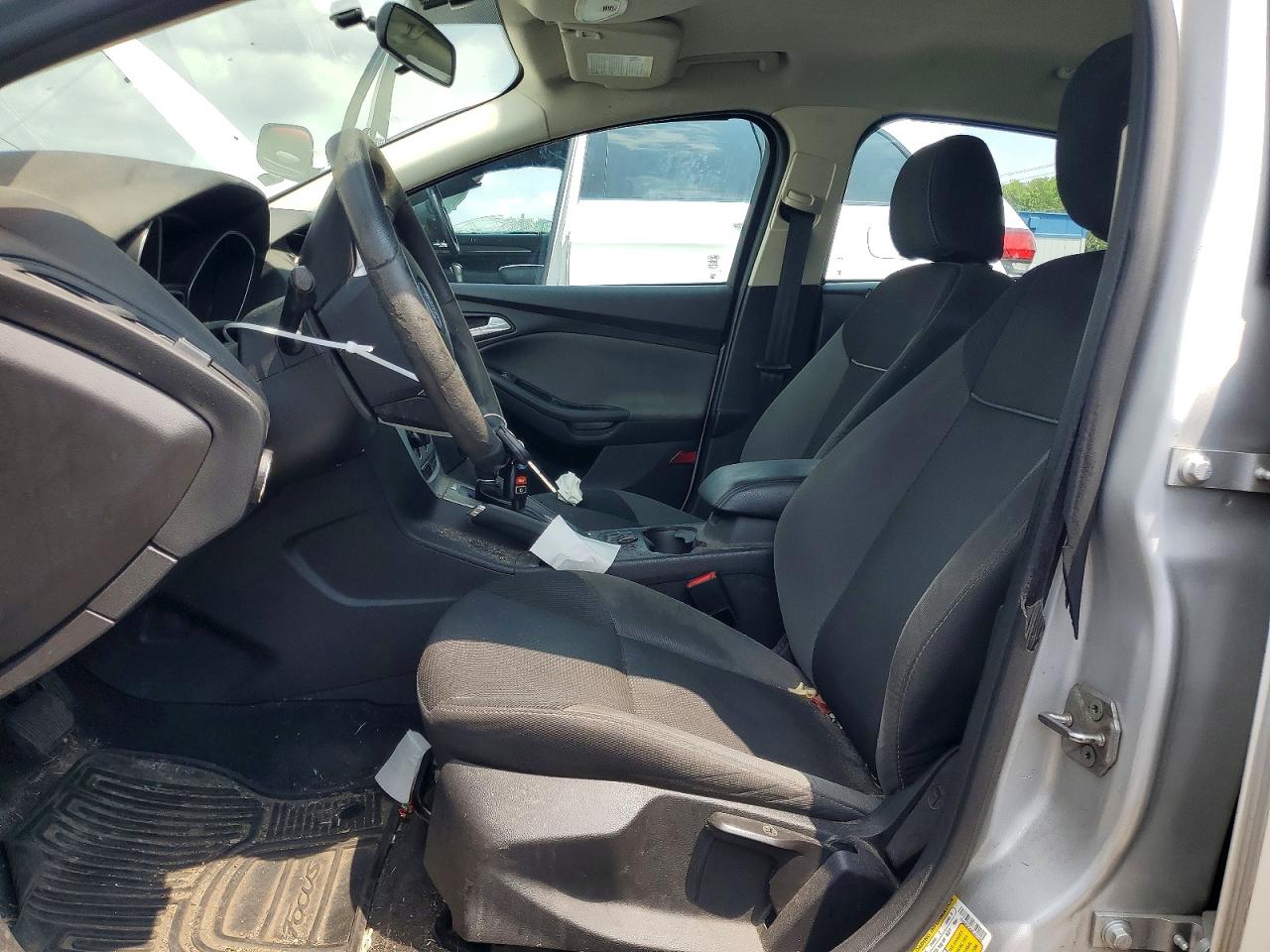 2014 Ford Focus Se Silver vin: 1FADP3F29EL441628