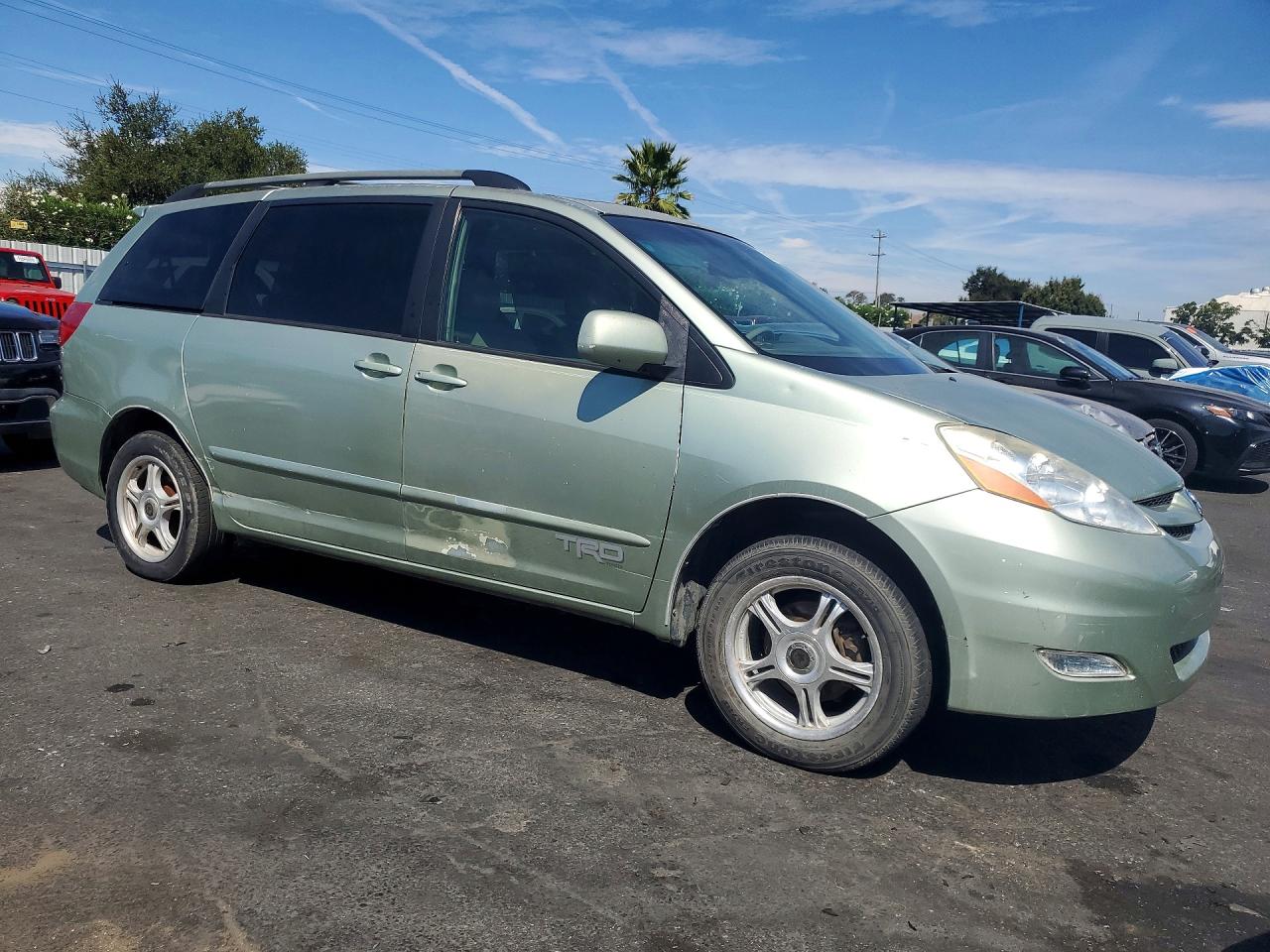 2006 Toyota Sienna Xle 7 Passenger Green vin: 5TDBA22C86S075799