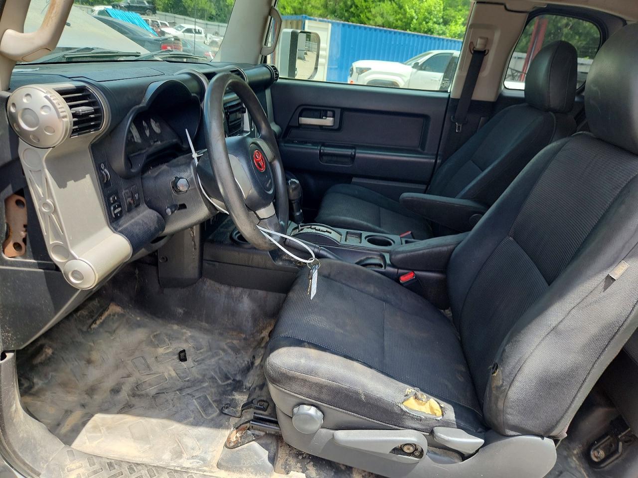 2010 Toyota Fj Cruiser Base Silver vin: JTEZU4BF4AK008656