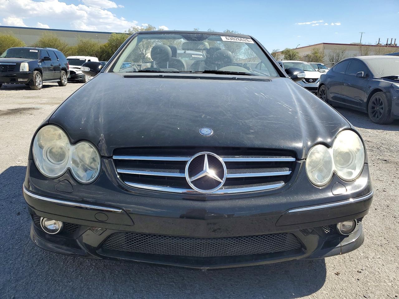 2008 Mercedes-benz Clk 550 Black vin: WDBTK72F38T092974
