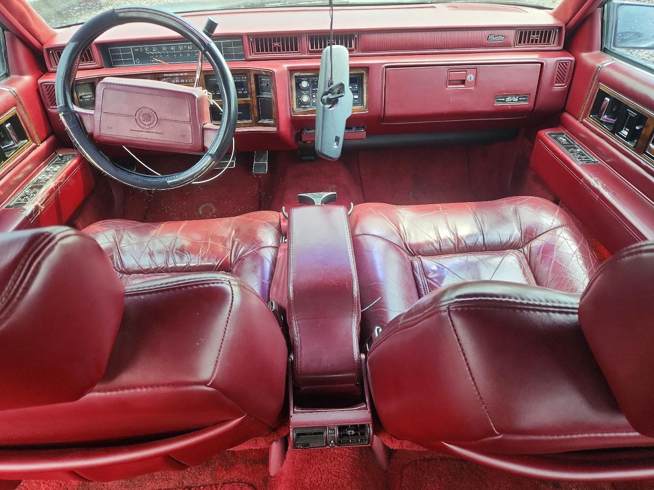 1992 Cadillac Deville Gray vin: 1G6CD53B6N4230897