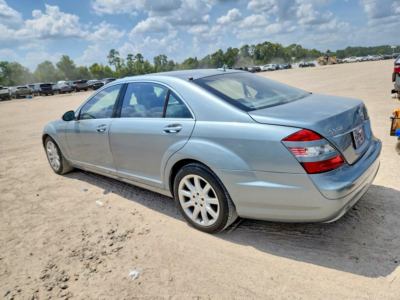 2007 Mercedes-benz S 550 4matic Silver vin: WDDNG86XX7A109998
