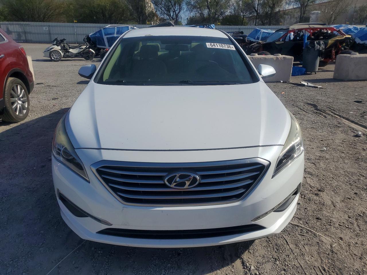 2015 Hyundai Sonata Se Белый vin: 5NPE24AF7FH148135