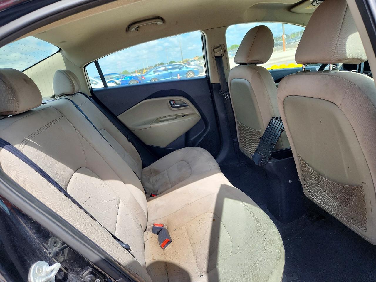 2014 Kia Rio Ex Black vin: KNADN4A39E6396692