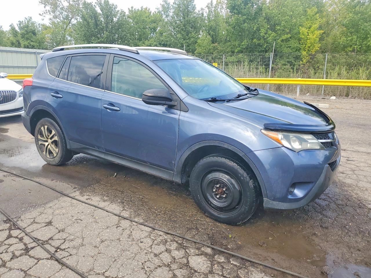 2013 Toyota Rav4 Le Синий vin: 2T3BFREV4DW094692
